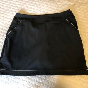 Adidas skirt with pockets M